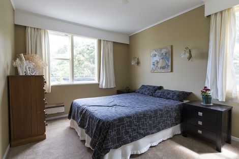 Photo of property in 103 Churchill Drive, Crofton Downs, Wellington, 6035