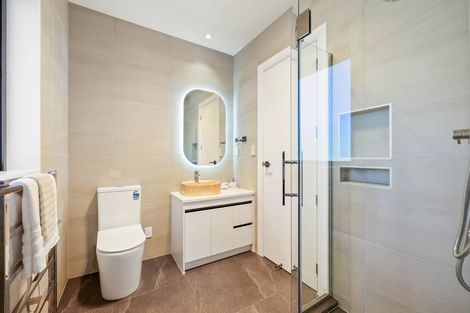 Photo of property in 41 Compass Way, Half Moon Bay, Auckland, 2012