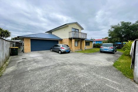 Photo of property in 27c Sturdee Road, Manurewa, Auckland, 2102