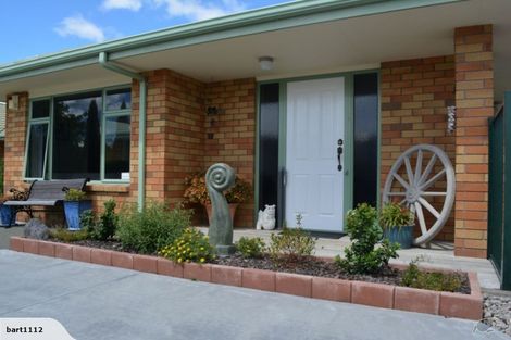 Photo of property in 5 Elmbridge Place, Owhata, Rotorua, 3010