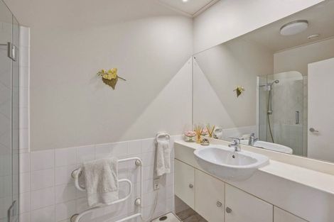 Photo of property in 11 Shelbourne Street, Nelson, 7010