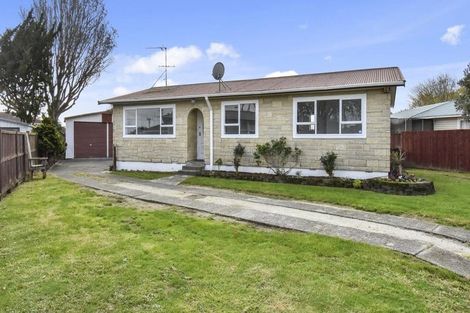 Photo of property in 18 Marybeth Place, Rosehill, Papakura, 2113