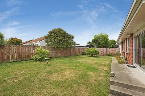 Photo of property in 1/8c Heaphy Place, Casebrook, Christchurch, 8051