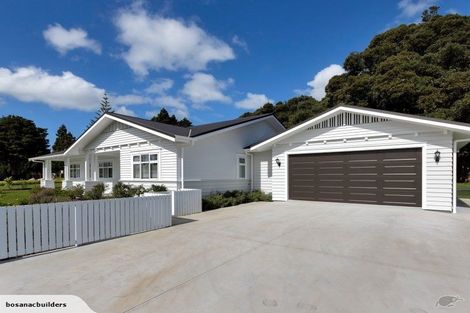Photo of property in 25 Colombo Road, Waiuku, 2123