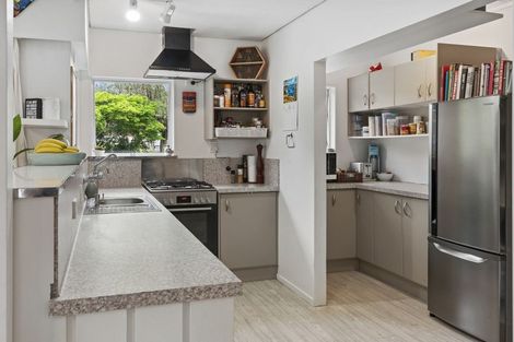 Photo of property in 17 Parkland Crescent, Te Kamo, Whangarei, 0112