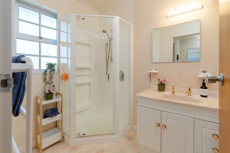 Photo of property in 1/154 Te Mata Road, Havelock North, 4130