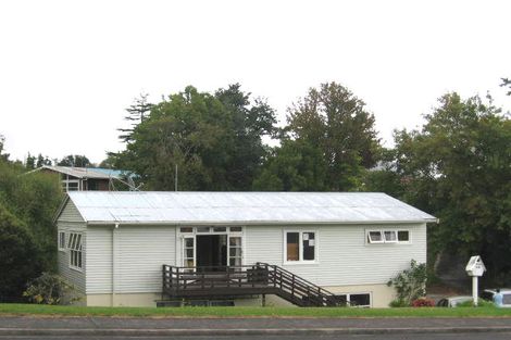 Photo of property in 13 Woodglen Road, Glen Eden, Auckland, 0602