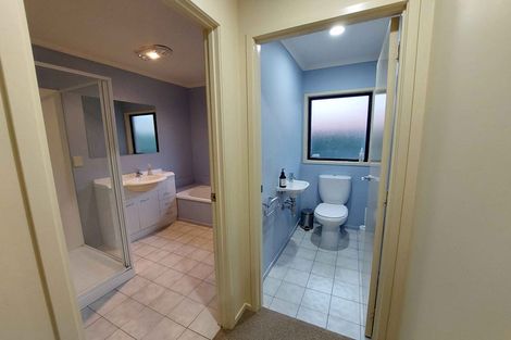 Photo of property in 42 Triangle Road, Massey, Auckland, 0614