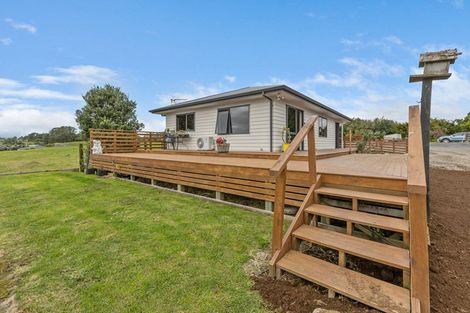 Photo of property in 21b Heta Road, Highlands Park, New Plymouth, 4312