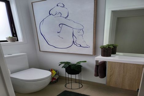 Photo of property in 9 Makete Crescent, Hobsonville, Auckland, 0618