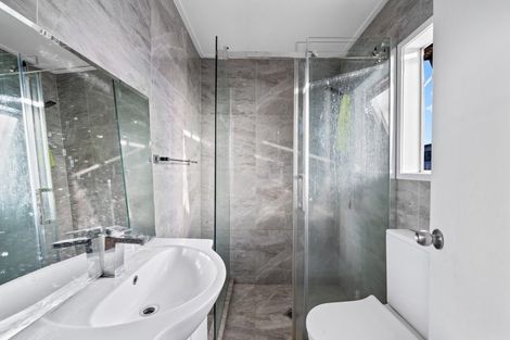 Photo of property in 23 Neems Place, Manurewa, Auckland, 2102