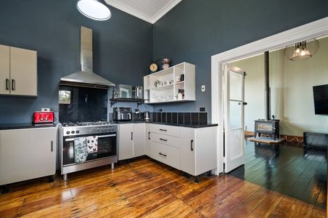 Photo of property in 50 Kimber Street, Halcombe, Feilding, 4779