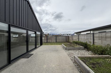 Photo of property in 46 Marbleleaf Lane, Albert Town, Wanaka, 9305