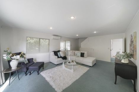 Photo of property in 1/12 Sorrel Crescent, Bucklands Beach, Auckland, 2012