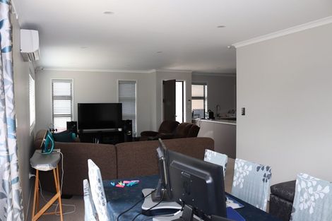 Photo of property in 57 Tawhiti Road, Pukekohe, 2120