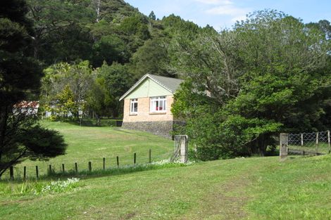 Photo of property in 30 Whatipu Road, Huia, Auckland, 0604