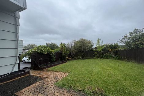 Photo of property in 3 Altair Place, Windsor Park, Auckland, 0632