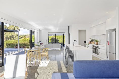 Photo of property in 111 Polson Hill Drive, Aokautere, Palmerston North, 4471