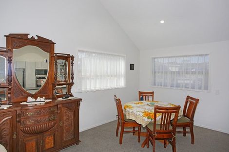 Photo of property in 4b Shanley Crescent, Waiuku, 2123