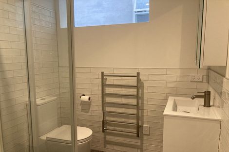 Photo of property in 2/32 Martin Square, Te Aro, Wellington, 6011