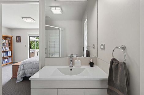 Photo of property in 22 Orakei Place, Welcome Bay, Tauranga, 3112