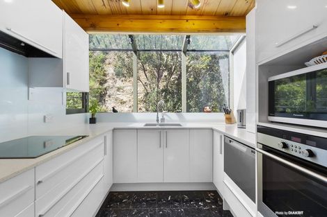 Photo of property in 72 Montreal Grove, Kingston, Wellington, 6021