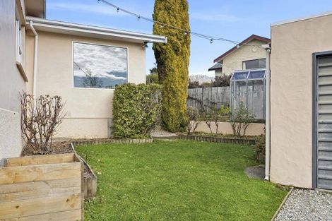 Photo of property in 60 Totara Terrace, Wanaka, 9305