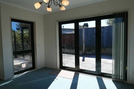 Photo of property in 15b Walton Road, Paraparaumu Beach, Paraparaumu, 5032