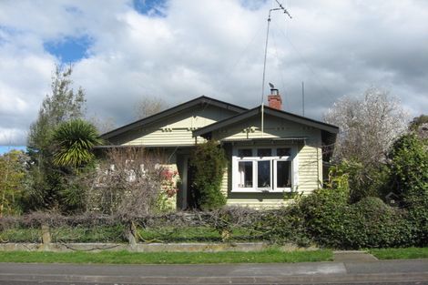 Photo of property in 10 Matthew Street, Waipawa, 4210