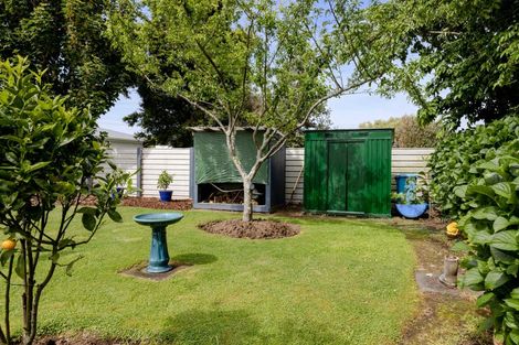 Photo of property in 63 Turuturu Road, Hawera, 4610