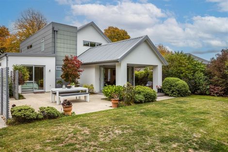 Photo of property in 15 Bowenvale Avenue, Cashmere, Christchurch, 8022