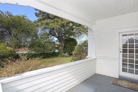 Photo of property in 427 Featherston Street, Palmerston North, 4414
