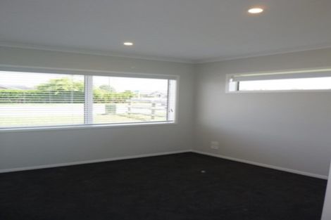 Photo of property in 120 Matua Road, Huapai, Kumeu, 0810
