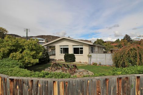 Photo of property in 1 Kerry Street, Alexandra, 9320