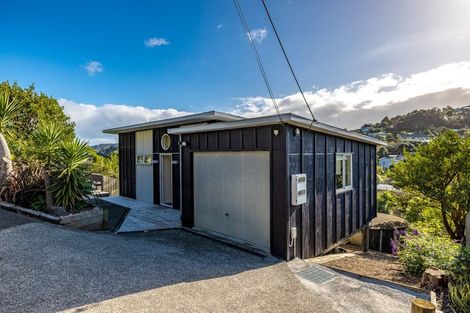 Photo of property in 23 Ocean Road, Surfdale, Waiheke Island, 1081