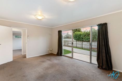 Photo of property in 44 Tabitha Crescent, Henderson, Auckland, 0612