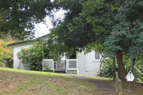 Photo of property in 8 Rambler Crescent, Beach Haven, Auckland, 0626
