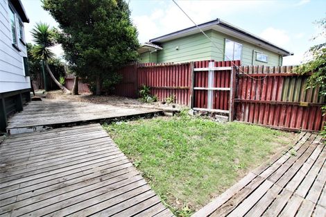Photo of property in 61 Alabaster Drive, Papatoetoe, Auckland, 2025