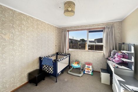Photo of property in 64 Dunbeath Crescent, Kew, Invercargill, 9812