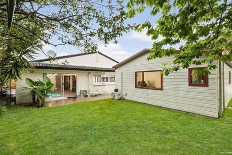 Photo of property in 18 Bellfield Road, Opaheke, Papakura, 2113
