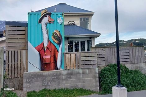 Photo of property in 8/218 Onepu Road, Lyall Bay, Wellington, 6022