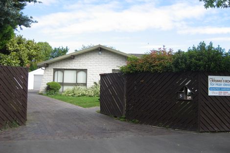 Photo of property in 1/5a Brogar Place, Casebrook, Christchurch, 8051