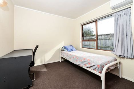 Photo of property in 62 Storey Avenue, Forest Lake, Hamilton, 3200