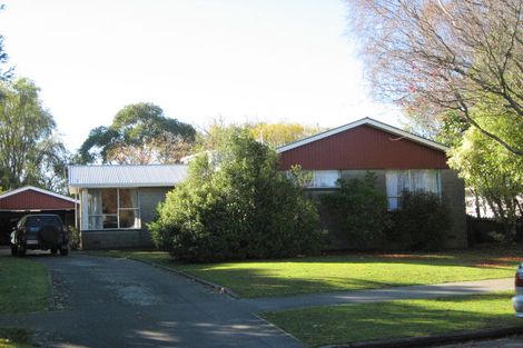 Photo of property in 54 Warren Crescent, Hillmorton, Christchurch, 8025