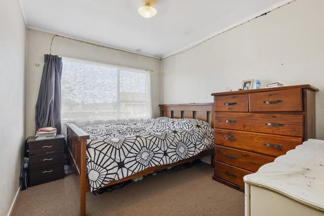 Photo of property in 14 Sharland Avenue, Manurewa, Auckland, 2102