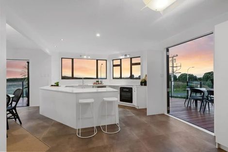 Photo of property in 368 Papamoa Beach Road, Papamoa Beach, Papamoa, 3118