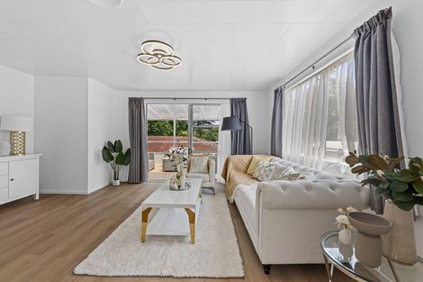 Photo of property in 104 Parrs Cross Road, Sunnyvale, Auckland, 0612