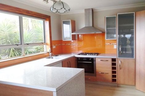 Photo of property in 83a Eliot Street, New Plymouth, 4310