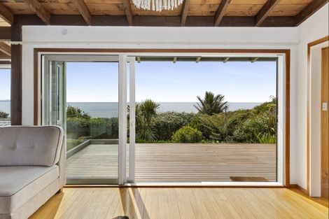 Photo of property in 5 Bydder Terrace, Patons Rock, Takaka, 7182