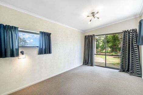 Photo of property in 49 Ferry Road, West Plains, Invercargill, 9879